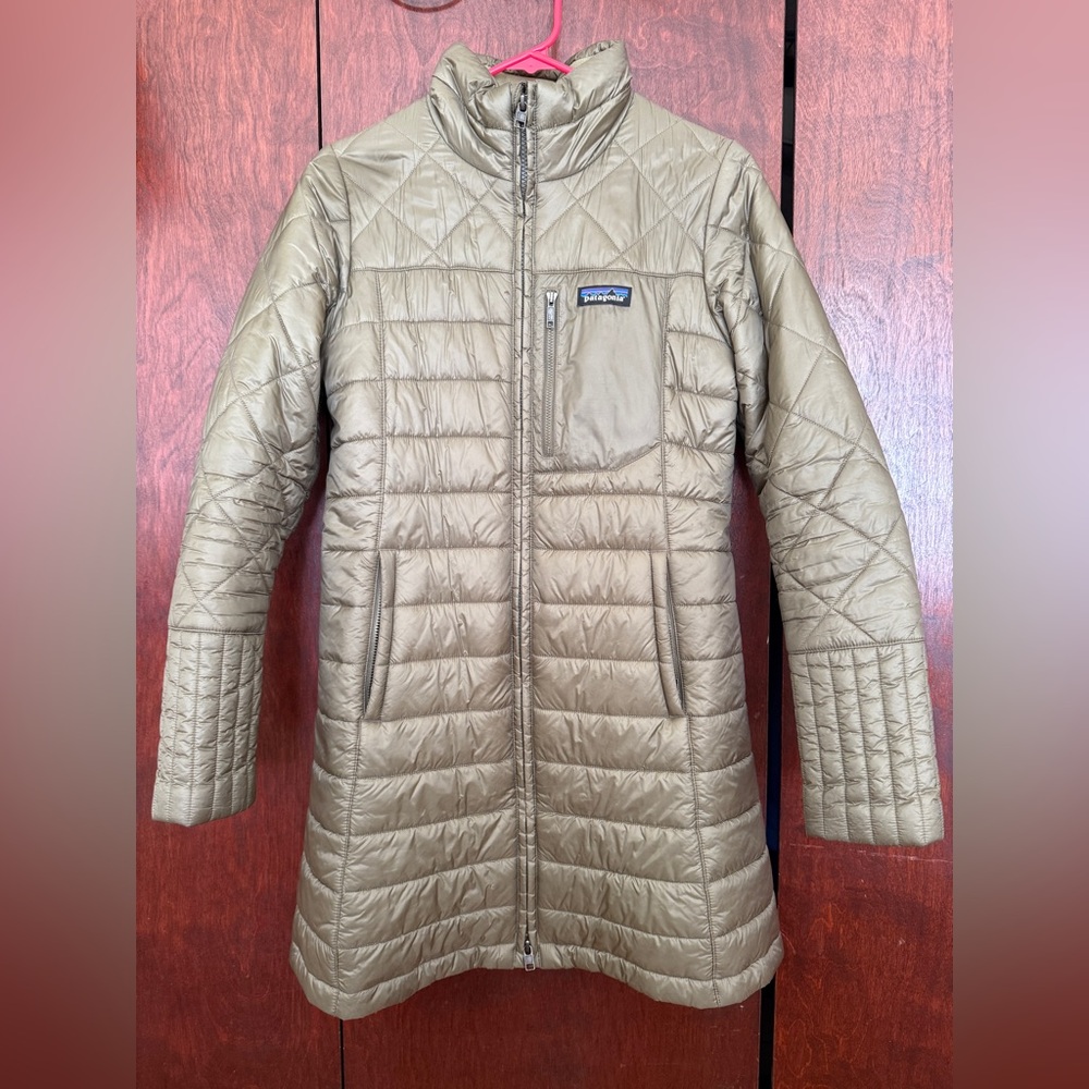 Patagonia Women’s Khaki Puffer Coat